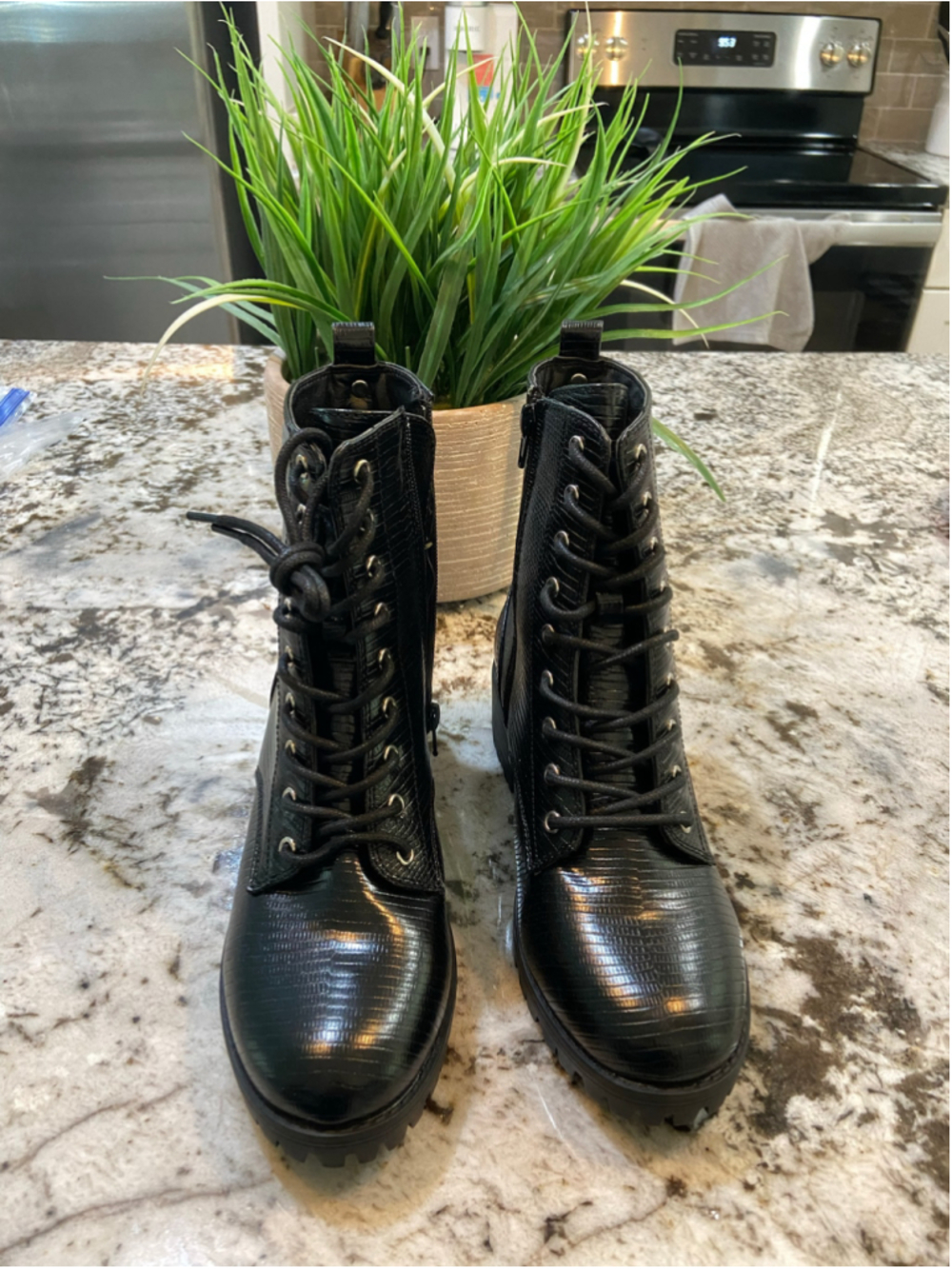 True Craft black boots size 8M, NWT
